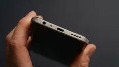 Jak wyczyścić gniazdo ładowania smartfona w domu: szybko i prosto