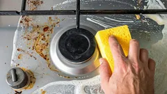 Błąd, który popełnia niemal każdy podczas czyszczenia kuchenki i który może uszkodzić płytę grzewczą